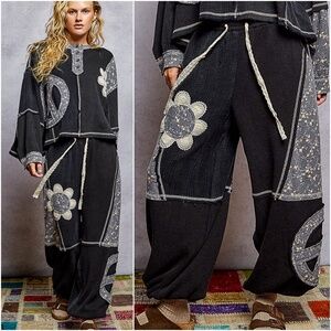 POL Floral Peace Floral Print Patchwork Crochet Jogger Pants